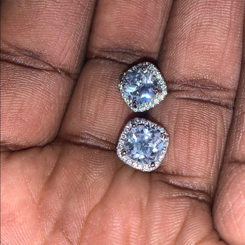 Diamond Earrings💎